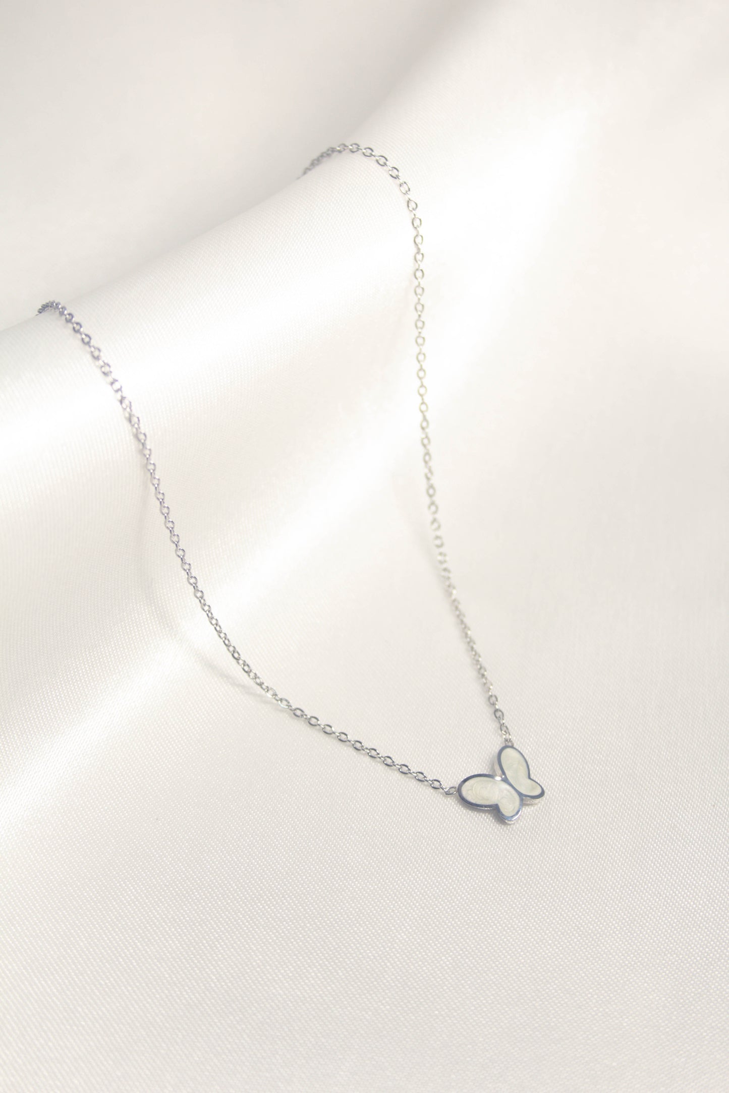 WHITE BUTTERFLY NECKLACE