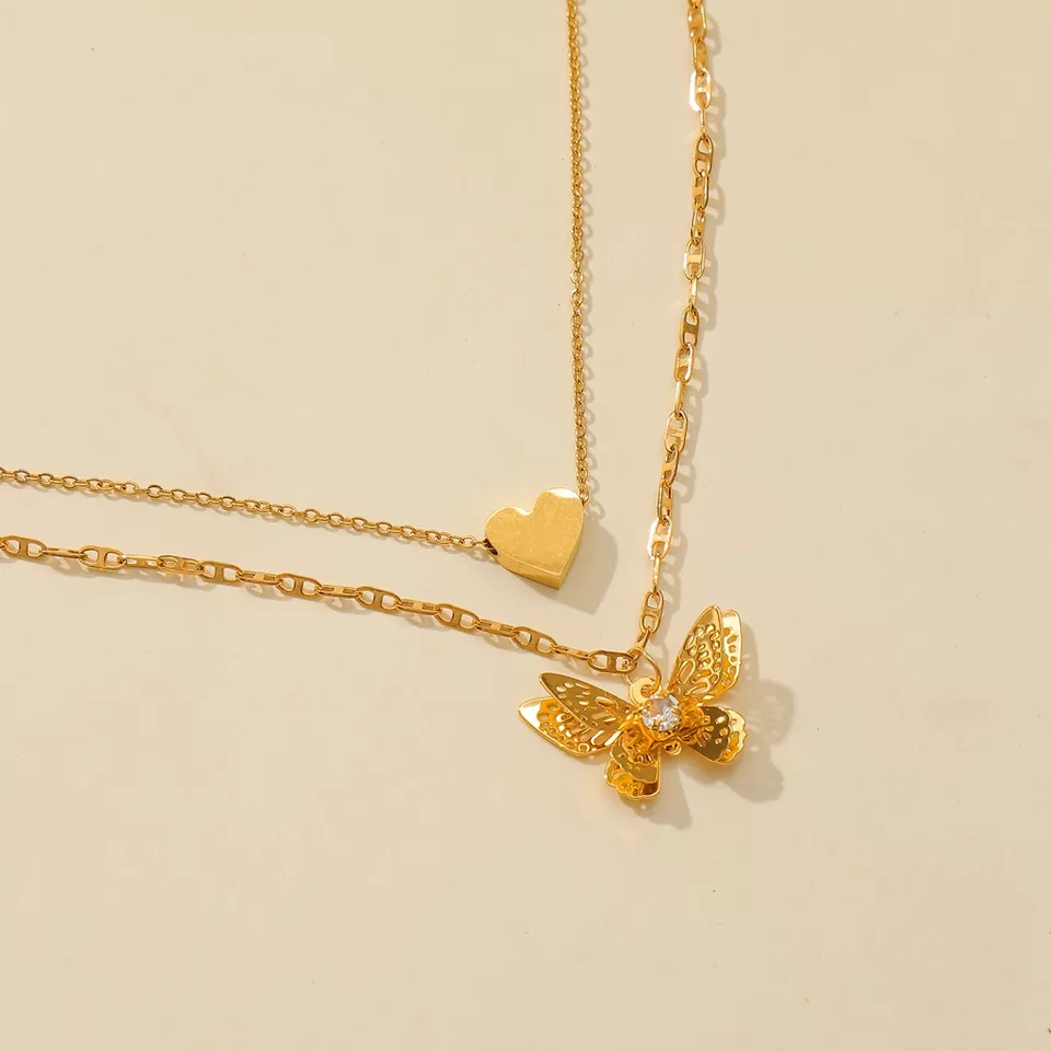 SMALL HEART NECKLACE