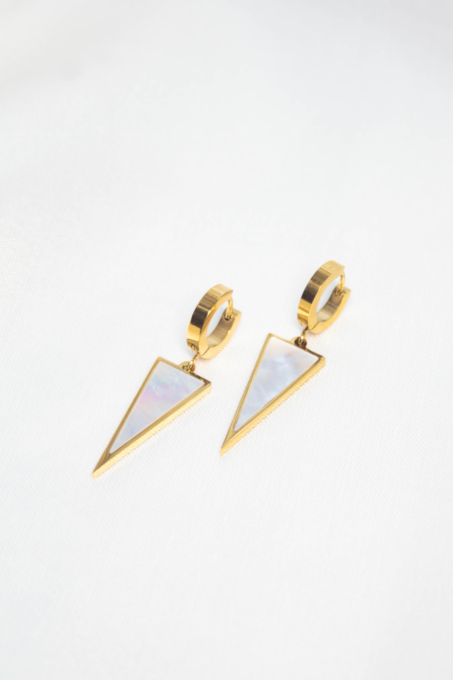 TRIANGLE EARRINGS