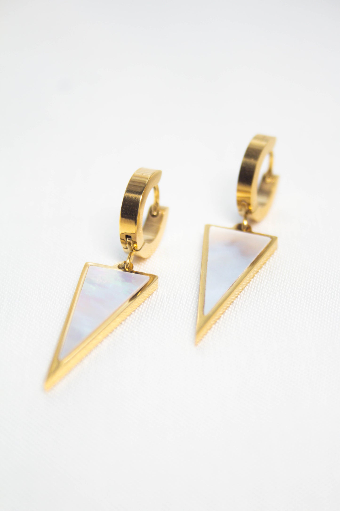 TRIANGLE EARRINGS
