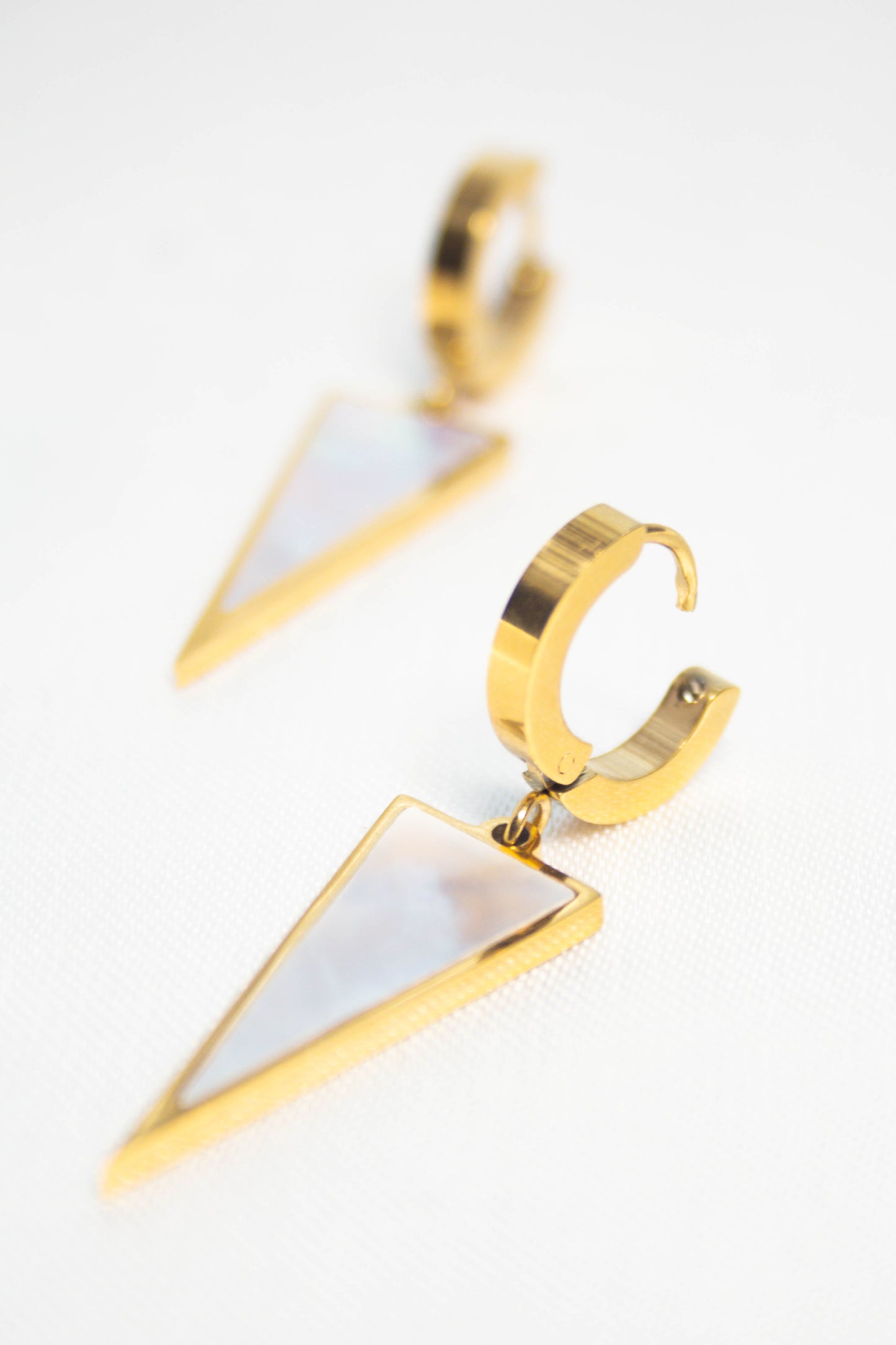 TRIANGLE EARRINGS