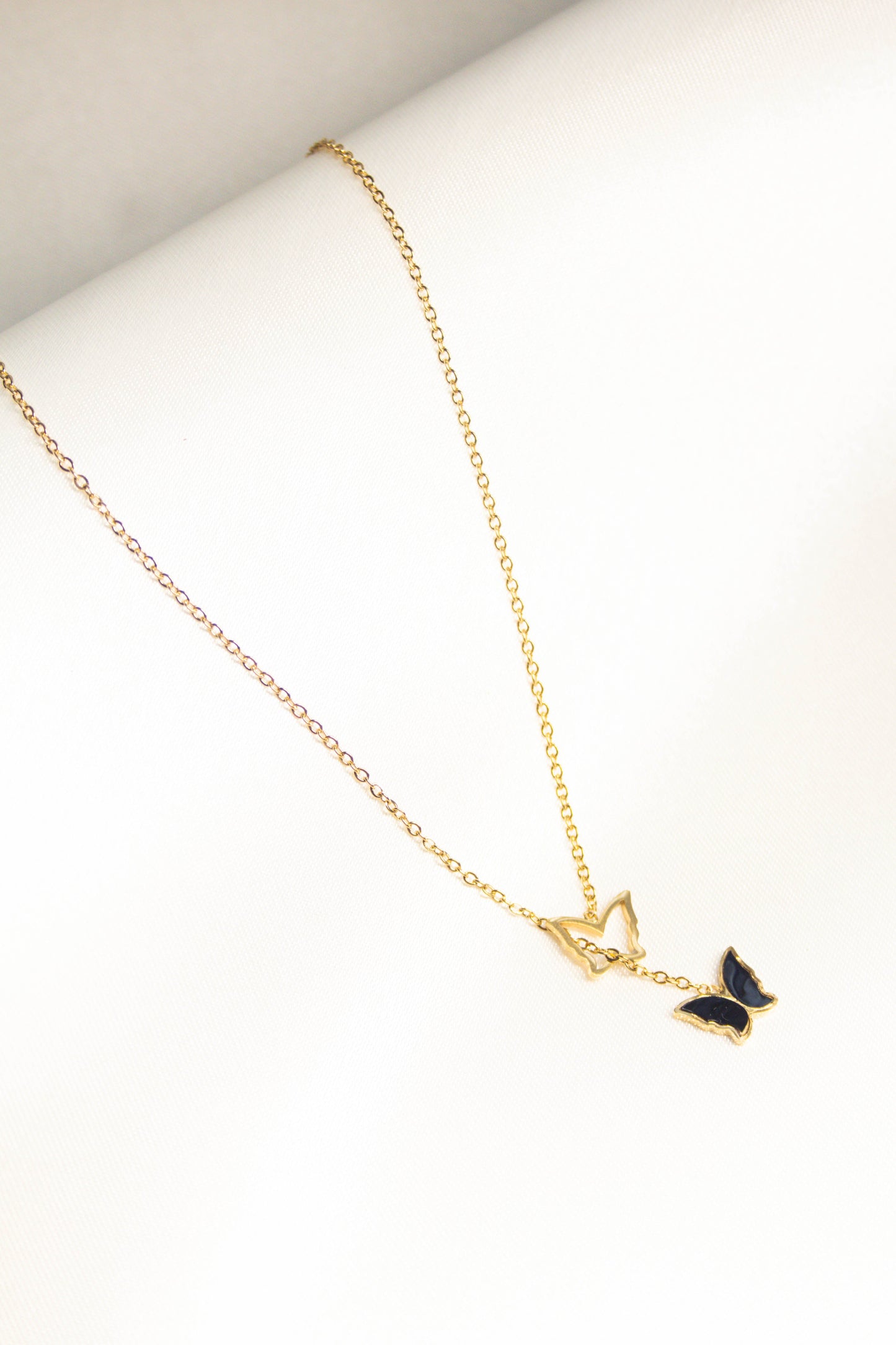 MELNO TAUREŅU KOMPLEKTS