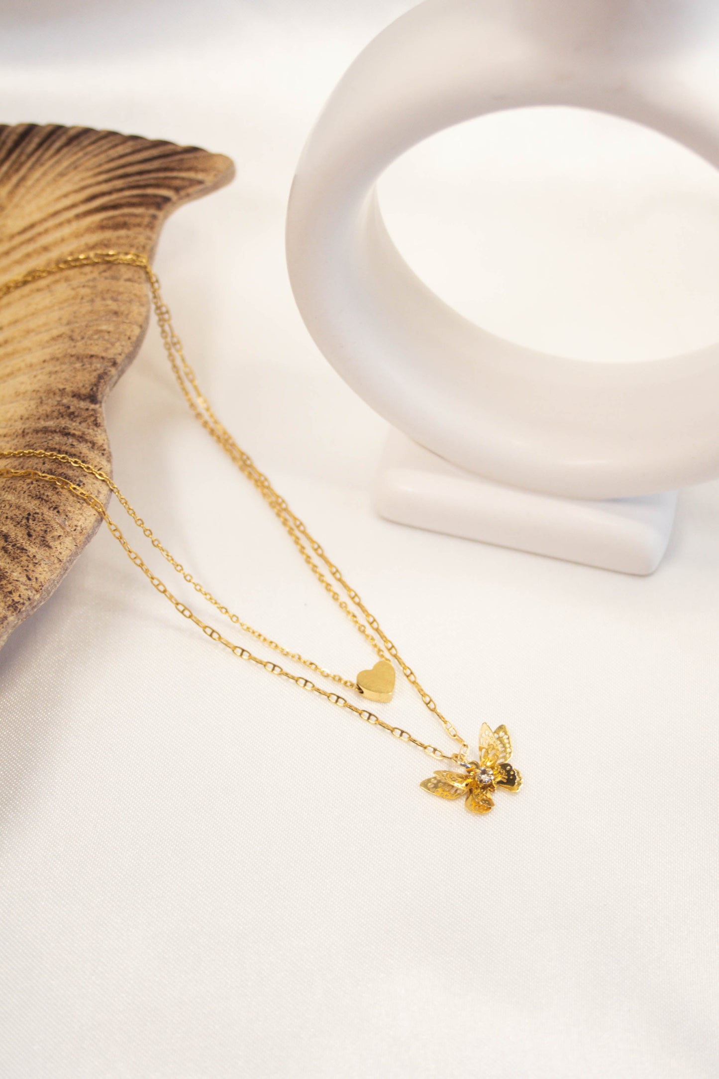SMALL HEART NECKLACE